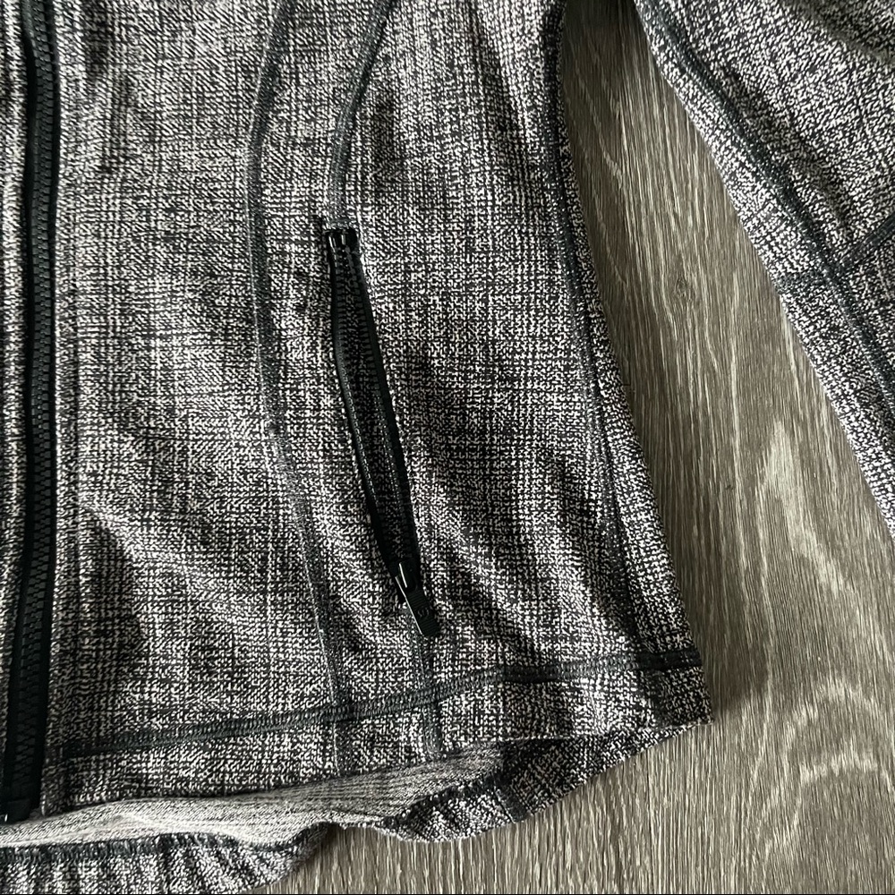 Lululemon Grey Define Jacket - Picture 4 of 8